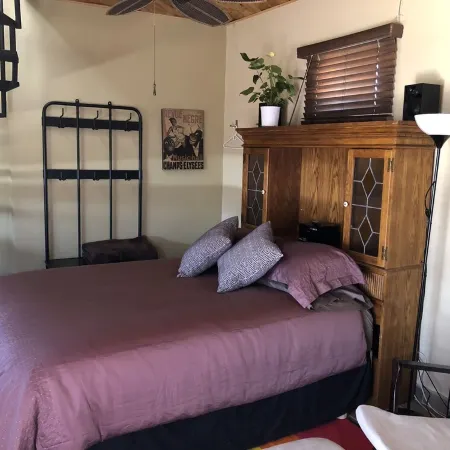 Labios Tintos Bungalow, Valle de Guadalupe, BC, México