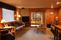 Yellowstone Wildlife Cabins