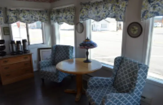 Silver Maple Inn