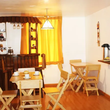 Mosoqpacha Casa Hostel