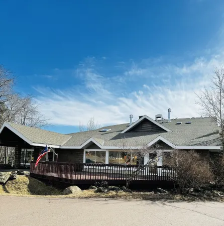 Aspen Lodge Отели рядом с достопримечательностью «Drury Lane Books»