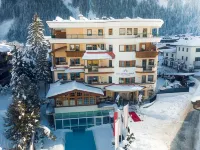 Alpine Hideaway Zillertalerhof - 4 Sterne Superior Hotels in Mayrhofen