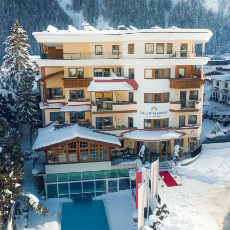 Alpine Hideaway Zillertalerhof - 4 Sterne Superior