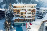 Alpine Hideaway Zillertalerhof - 4 Sterne Superior Hotel a 