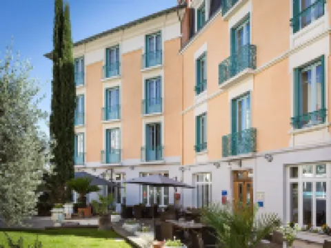 Hôtel Spa Thermalia Hotels in Châtel-Guyon