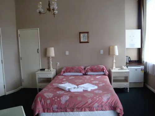 그랜드 호텔 - 황거레이 원 트리 포인트 호텔