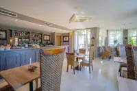 Hotel Torres de Somo