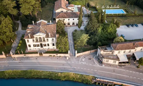 Villa Franceschi Hotel & Resort