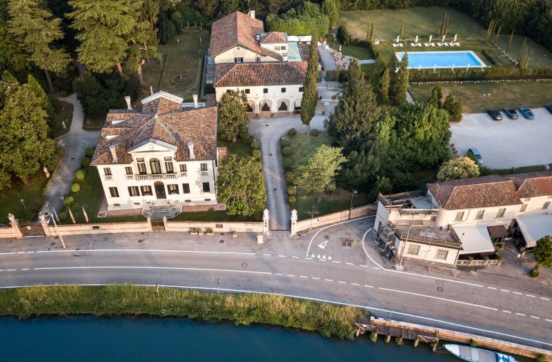 Villa Franceschi Hotel & Resort