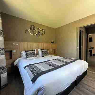 Logis Hôtel Beau-Site Rooms