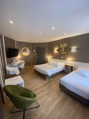 Hotel le Pelican Hotels in Charleville-Mezieres