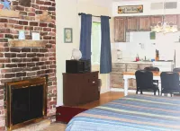 Kentucky Lake Resort & RV Park Hotels in Grand Rivers