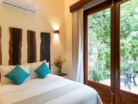 ベルデ モラダ ホテル エンクエントロ バリャドリッドのホテル