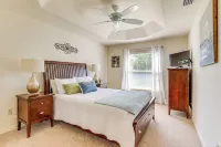 < 1 Mi to Brownwood Paddock Square: Home w/ Patio! - Boutique
