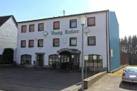 Zum Burgkeller Отели в г. Киршвайлер