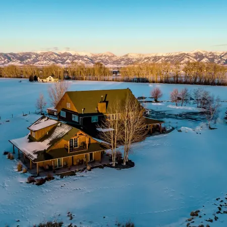 Gallatin River Lodge