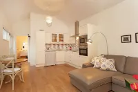 Thurnham Keep Stables, Near Leeds Castle