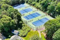 Ocean Edge Condo with Guest Passes to Pool, Golf, and Sports available!