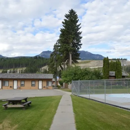 Mary's Motel