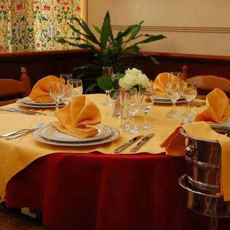 Benny Hotel