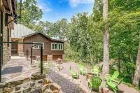 Cozy Steelville Retreat: River + Trail Access!