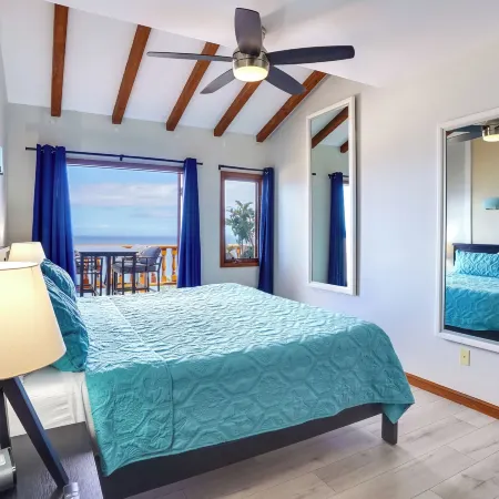 Bright Catalina Island Condo w/ Ocean Views!