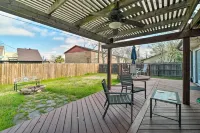 Bright College Station Abode: 3 Mi to Kyle Field - بيت ضيافة
