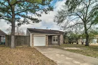 Bright College Station Abode: 3 Mi to Kyle Field - بيت ضيافة