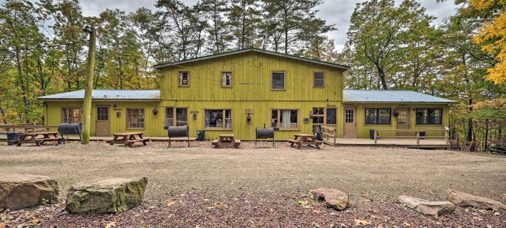 1 Mi to Raystown Lake Clint Eastwood Cabin Hotels in Huntingdon County
