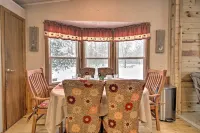Cozy Crosby Cabin Near Serpent Lake and Main St - 3-Star