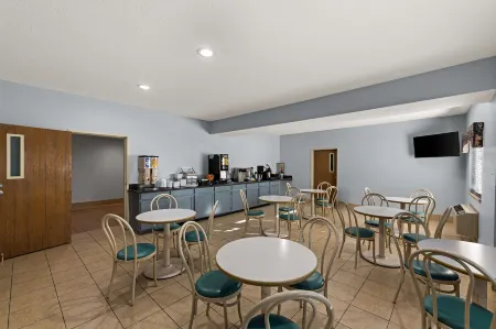 Red Lion Inn & Suites Gretna - Omaha SW