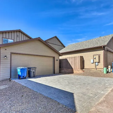 Modern Flagstaff Home, 4 Mi to Downtown!