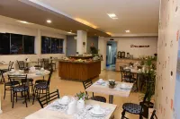 Hotel Plaza Cascavel - servizio colazione