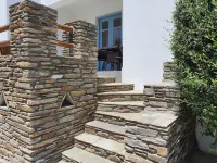 Karaoulanis Apartments Hotels in Andros