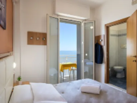 Amadei Hotel Figaro & Apartments Hotels in Pesaro