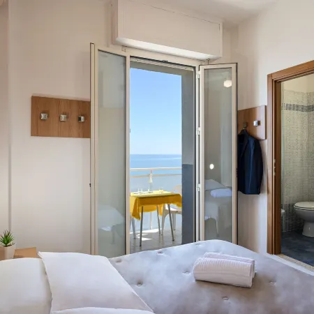 Amadei Hotel Figaro & Apartments