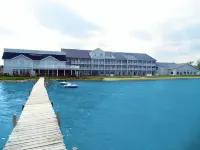 Lakeside Resort & Conference Center Hotels in Houghton Lake