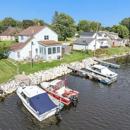 Waterfront Getaway with Boat Slip/Dock and Spectacular Sunsets on Ahnapee River