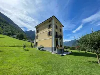 La Monda Hotels in Malvaglia