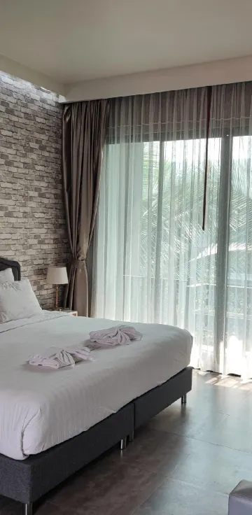 ห้องซูพีเรียร์ เตียงใหญ่ 1 เตียง