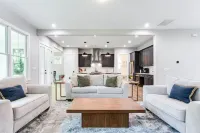 Beautiful Modern New Home Near Brookhaven Midtown