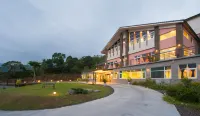 Sun Hola Villa Hotels in Datong Township
