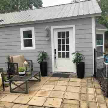 Adorable Cottage in Downtown Aiken Hotel Exterior