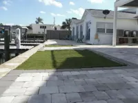 Madeira Beach1 Waterfront & 2-3 minutes' Walk to the Beach