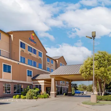 Comfort Suites Waco North - Near University Area