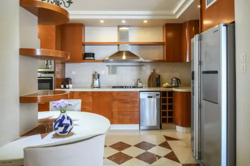 Netanya Panoramic Sea-View 4BR Apt - 4성급