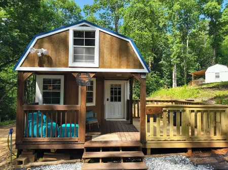 The Moose Lodge is on Lake Hartwell in Townville SC