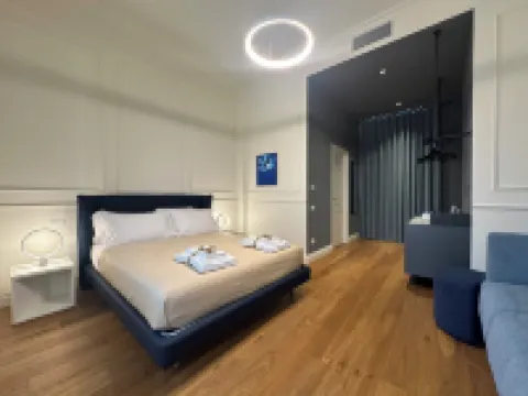 MARI Luxury Rooms and Suites