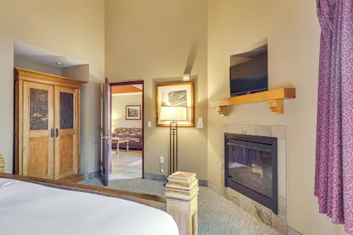 1st-floor Wisconsin Resort Condo w/ Patio! - 3-Star