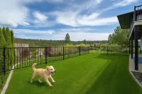 Spacious 6-bedroom, Views, King Beds, Hot Tub, Game Room near downtown Spokane